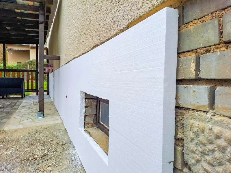 Chantier d'isolation extérieure réalisé par Expert Isolation en Savoie