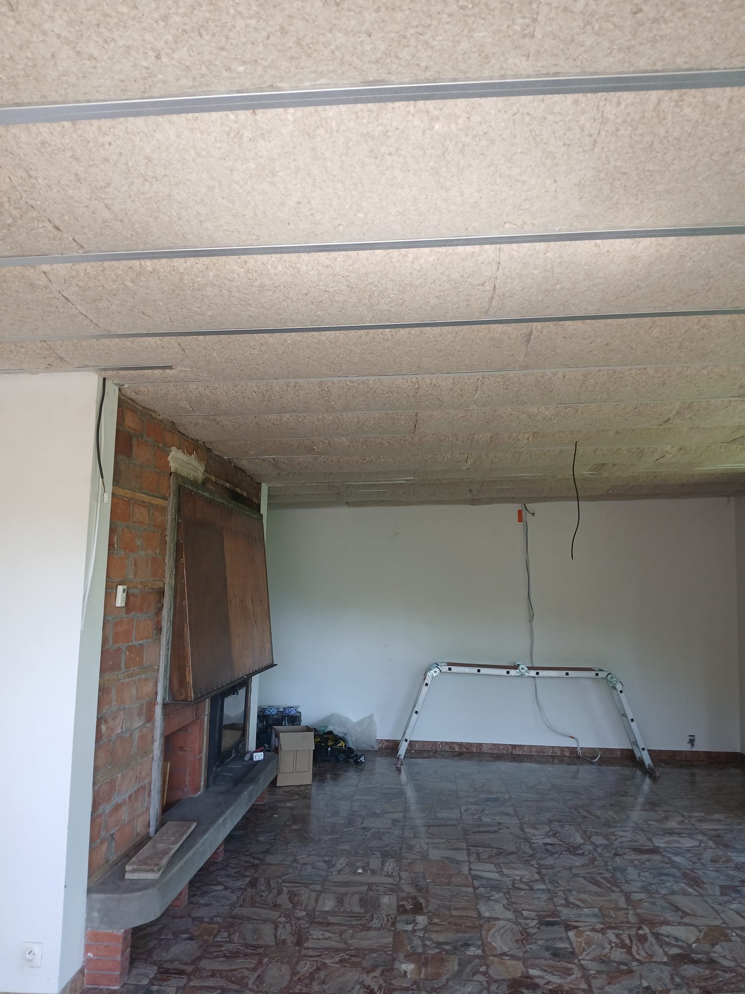 Chantier d'isolation réalisé par Expert Isolation en Savoie et Haute-Savoie
