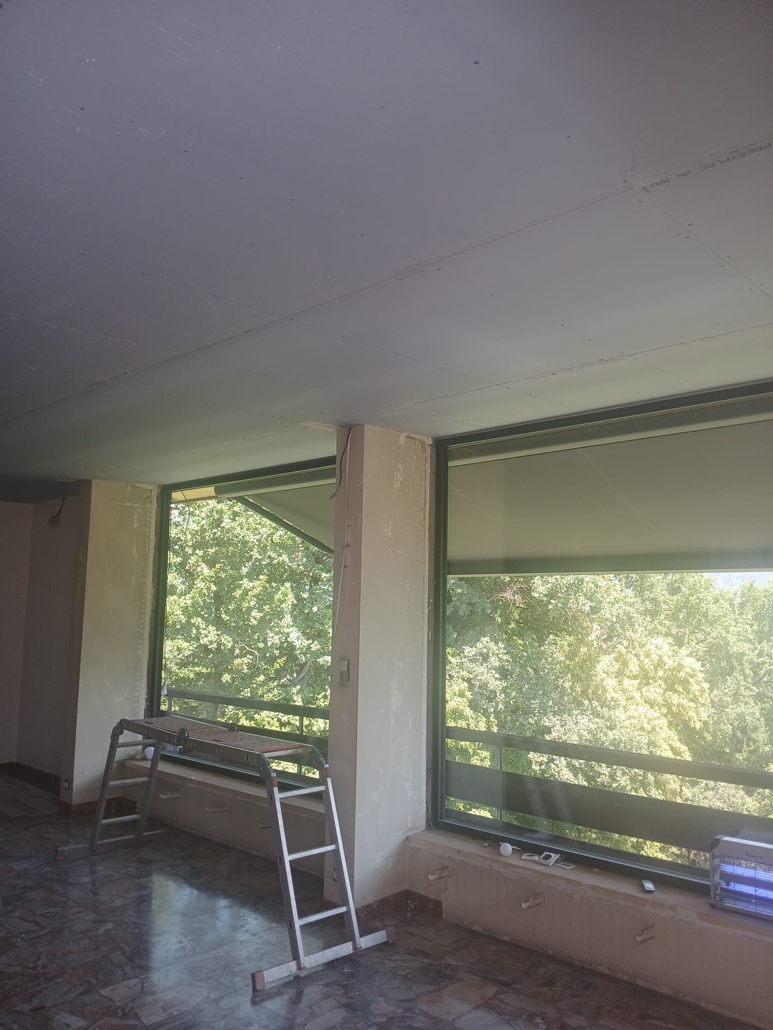Chantier d'isolation réalisé par Expert Isolation en Savoie et Haute-Savoie